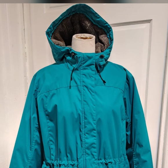 LL Bean Winter Warmer Jacket - Picture 7 of 12